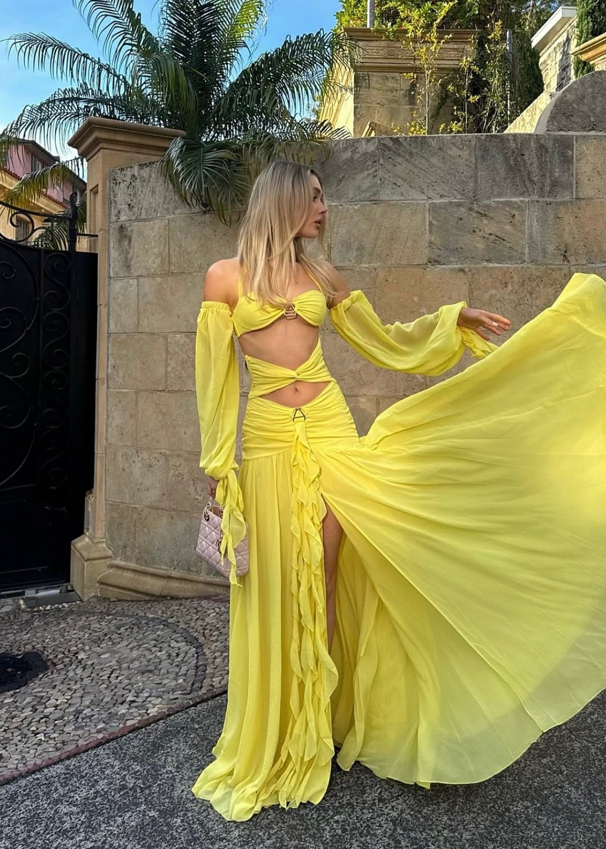 THE YELLOW SET (SLEEVES & SKIRT ONLY)